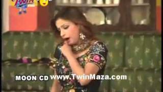 Senay La Kay Boota Ve Na Ghut  Nida Choudhary Mujra [upl. by Akahs612]