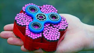 Experiment Fidget Spinner amp Petards [upl. by Enelra]