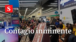 Día sin IVA Aglomeración y poco distanciamiento social en la jornada de compras  Videos Semana [upl. by Clark]