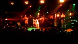 Tiken Jah Fakoly  Ouvrez les frontières  Concert à Limoges [upl. by Darlene]