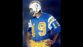 When Johnny Unitas Became A Charger [upl. by Ynos]