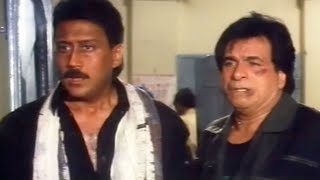 Jackie Shroff amp Kader Khan released from the jail  Dil Hi To Hai  Comedy Scene 1719 [upl. by Aicilef]