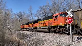 4223  BNSF SD70ACe EPIC K5LLA BEATBOX HORN SALUTE [upl. by Brod767]