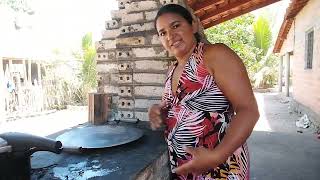 feijão preto e frango frito e o nome do almoço [upl. by Malley]