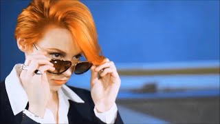 La Roux  Uptight Downtown official audio [upl. by Mandal133]