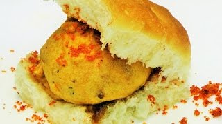 वडा पाव  Vada Pav Recipe by madhurasrecipe  Mumbai Vad Pav  How to make Batata Vada Chutney [upl. by Aihsenot]