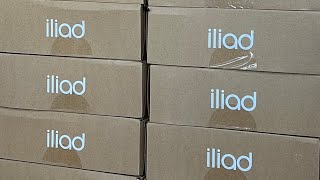 Unboxing IliadBox amp WiFi Extender [upl. by Murray]