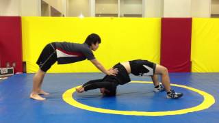 首 Wrestling  Training for Neck [upl. by Schalles]