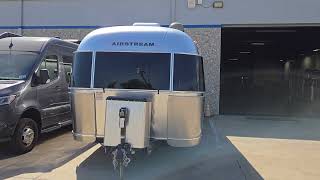 2022 Airstream Flying Cloud 25FB [upl. by Vershen783]