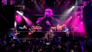 Fonseca  Como me mira live in Bogota [upl. by Decca451]