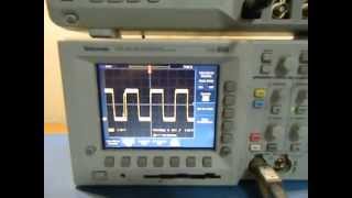 Tektronix TDS3012B vs DPO2024 [upl. by Mccandless]