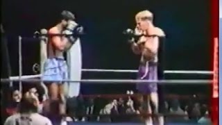 Ramon Dekkers vs Darris Sor Thanikul Thai [upl. by Laurance]