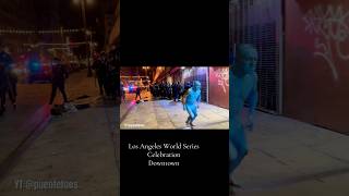 Iconic blue man running away from cops during ￼Los Angeles World Series Celebrations in Downtown [upl. by Xed]