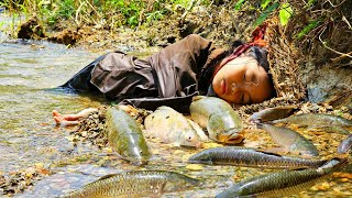 Orphan Girl  skills catch fish of girl scary nightmare saves money to redeem regain puppy [upl. by Otrebmal]