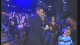 Robbie Williams liveAdvertising SpaceWetten Dass 2005 [upl. by Palestine646]