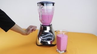 Oster 16 Speed Blender Review and Raspberry Smoothie Recipe [upl. by Nereids]