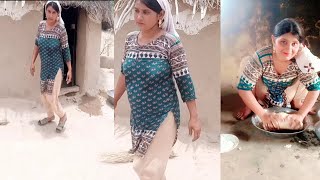 rotiyan paka paka thak Gai aj pakvillgefamily desivlogs youtubviralvideo villagelife [upl. by Gnoc272]