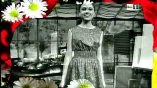 Gigliola Cinquetti a J7 anno 1964 canta Quando passo il ponte con teCon Johnny Dorelli [upl. by Ehttam632]