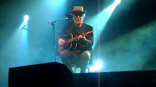 Francesco De Gregori  Pezzi di vetro  Live  ObiHall Firenze 17032016 [upl. by Martsen651]