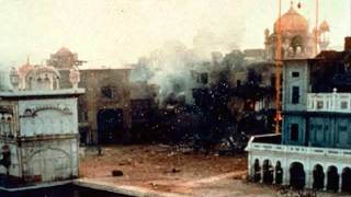 HINDUS DESTROY SIKHS HOLY PLACE  Golden Temple Demolished in 1984 [upl. by Raviv]