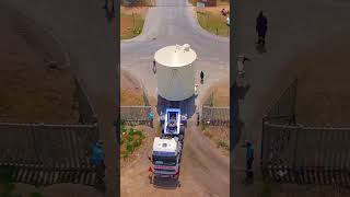 Huge load Vs narrow gate  truckers gotta use all his skills for this manoeuvre reallifetruckers [upl. by Alcine437]