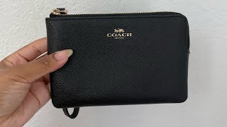 COACH CORNER ZIP WRISTLET  Mini Review amp What Fits [upl. by Kenric]