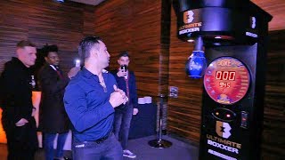 Paulie Malignaggi Hits Punch Bag Arcade Machine  What Score Does He Hit  UltimateBoxxer [upl. by Wallace]