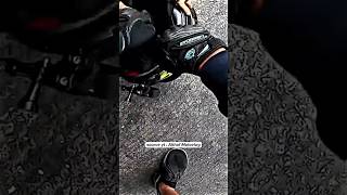 Motovlog Ini Kaget Di Dalam Helm Nya Ada Klabang motovlog viral [upl. by Miranda]