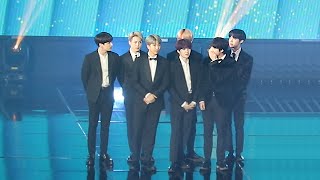 190105 골든디스크어워즈 GDA BTS 방탄소년단 오프닝 입장 착석 opening 단체 FOCUS FANCAM 직캠 [upl. by Madancy959]