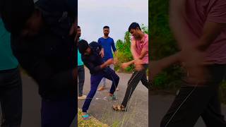 Bewakoof chor🤣🤣 viralvideo funny comedy shorts ake boyz [upl. by Amikan321]