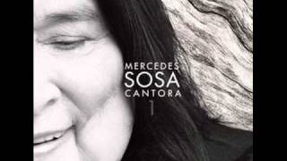 Mercedes Sosa quotCantora 1quot Aquellas pequeñas cosas con Joan Manuel serrat [upl. by Ermina]