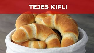 Tejes kifli videó recept [upl. by Leirbma]