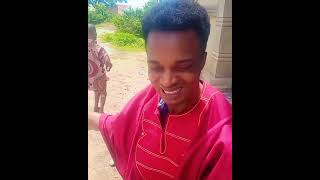 He pretend to be an imbecile and he took my phone 🤳 comedy funny [upl. by Howlend]