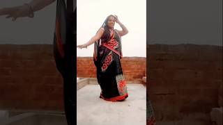 Jhulaniya lai Dana shortsvideo bhojpuridance [upl. by Brannon]