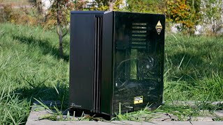 Seasonic did what Seasonic SYNCRO Q704 Case Review [upl. by Akenot]