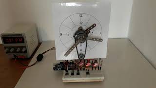 orologio analogico  analog clock  powered by arduino amp meccano  R1 [upl. by Egroj]