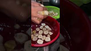 RAW BANANA FRY trending food shots cooking recipe banana fry shotsvideo shotsfeed [upl. by Enaid]