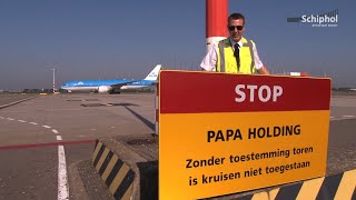 De grote Schiphol landingsterreinbordenquiz [upl. by Eedyah]