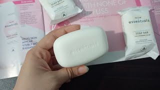 Oriflame Glow Essentials Soap Bar with Vitamins E amp B3 Review  Beauty for Everyone [upl. by Jeb]