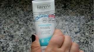 Getestet  Lavera Handcreme Basis Sensitiv [upl. by Trebled]