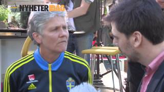 Här undviker Pia Sundhage att svara på frågor om SDUbilden [upl. by Nine]