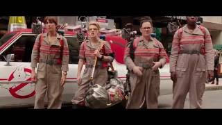 Ghostbusters SOS Fantomes  TVspot  Fight FR dub  Actu [upl. by Cohlier]