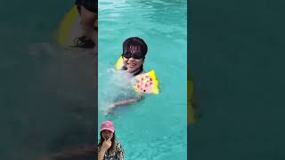 MAIN DI KOLAM RENANG TEPI PANTAI ⁉️SERUAN MANA YA 😱😍shorts funny dubbing [upl. by Elokin228]