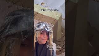 Yo pidiendo mi color de cabello 🍦🫣 cabello blonde humor [upl. by Naicul]