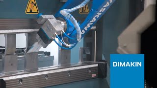 Quinadeira Eléctrica DIMAKIN CNC 1500MM x 40T Robot [upl. by Norrag267]