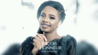 Dorcas Lumona  Reçois lhonneur Audio officiel [upl. by Yngad458]