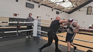 SPARRING MATT LEGG [upl. by Lillywhite]