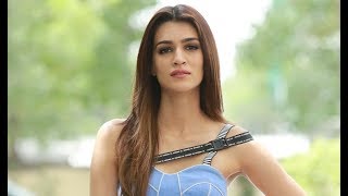 Kriti Sanon Bags The Nothing To Hidequot Award [upl. by Lizette]