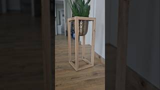 Plant Holder Plant Pot in an Elegant Oak Frame diy shorts woodworking plants handmade simple [upl. by Lrigybab]