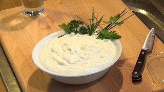 Fondue  Fonduesauce  KräuterKnoblauchDip  schnell gemacht [upl. by Anavlys763]